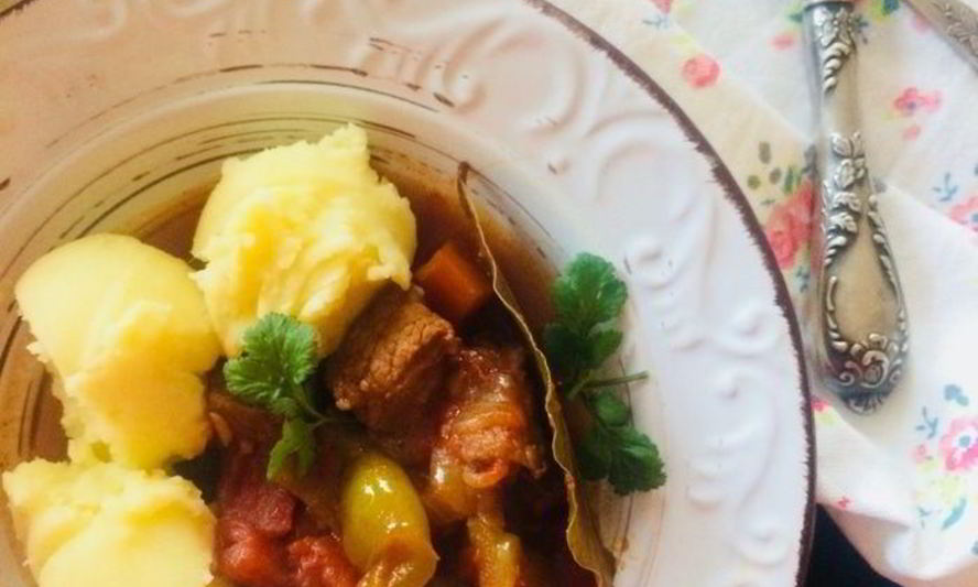 Рецепт нежного гуляша из телятины