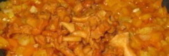 суп-гуляш в хлебе