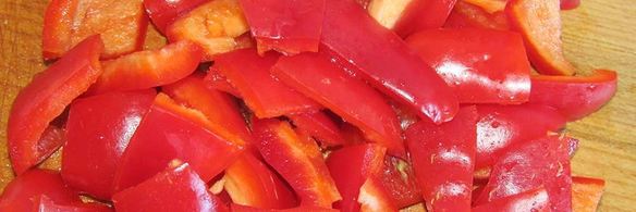 свиной гуляш