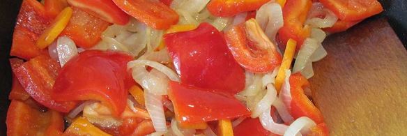 свиной гуляш