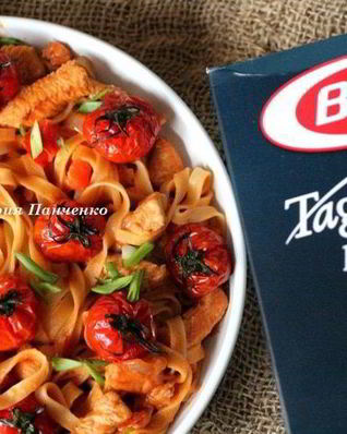 Тальятелле с гуляшом из индейки