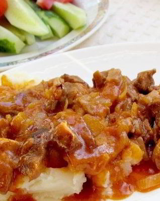 Вкусный гуляш из свинины