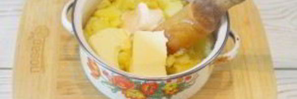 картофельное пюре с беконом и сыром