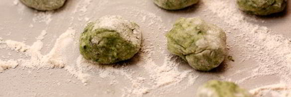 картофельные клецки со шпинатом