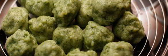 картофельные клецки со шпинатом