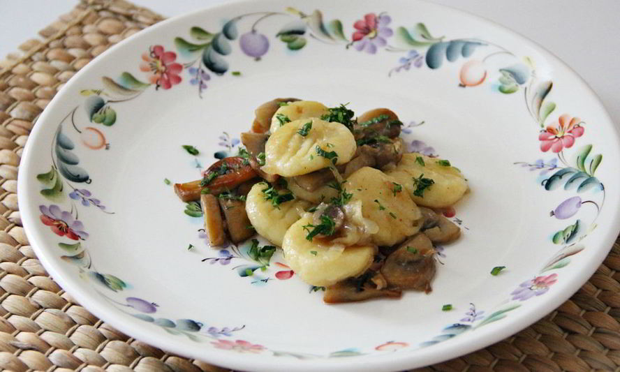 Рецепт картофельных ньокков с грибами