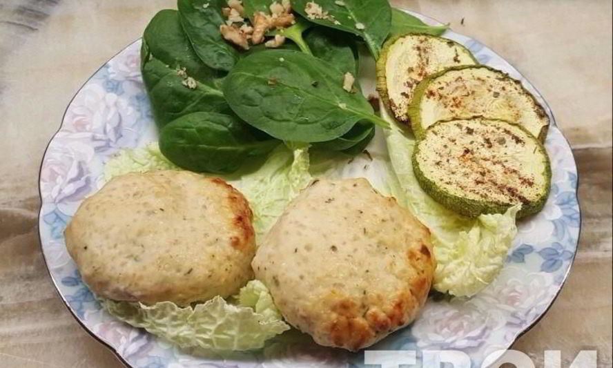 Рецепт диетических котлеток из куриного фарша и творога