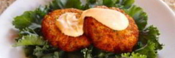 котлеты из лосося с луком