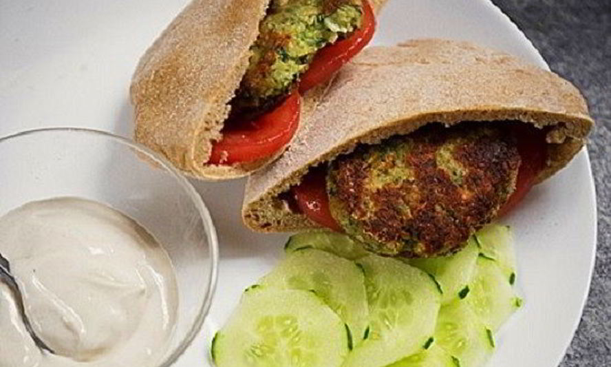 Рецепт котлет из нута с йогуртовым соусом