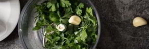 котлеты из нута с йогуртовым соусом