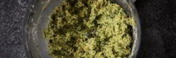 котлеты из нута с йогуртовым соусом