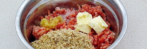 котлеты из свинины с орехами