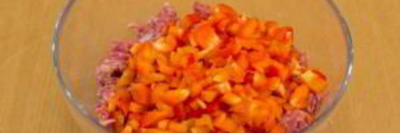 котлеты, запеченные в духовке под грибным соусом