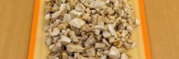 котлеты, запеченные в духовке под грибным соусом