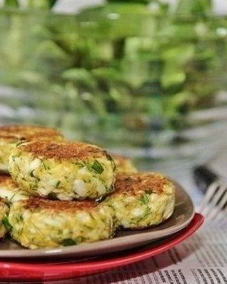 Куриные котлеты с рисом