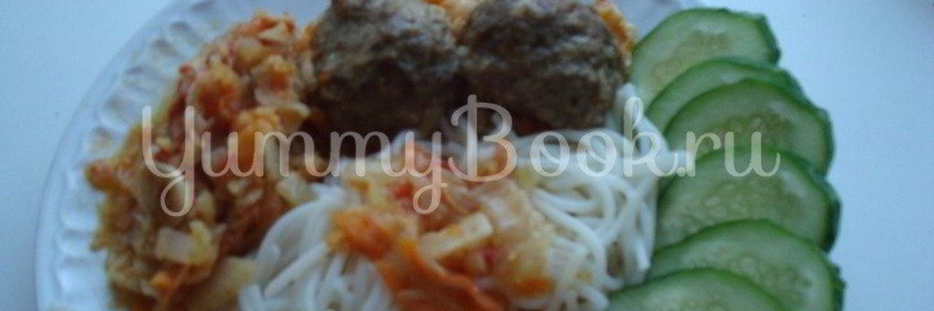 Запеченные котлетки с овощами