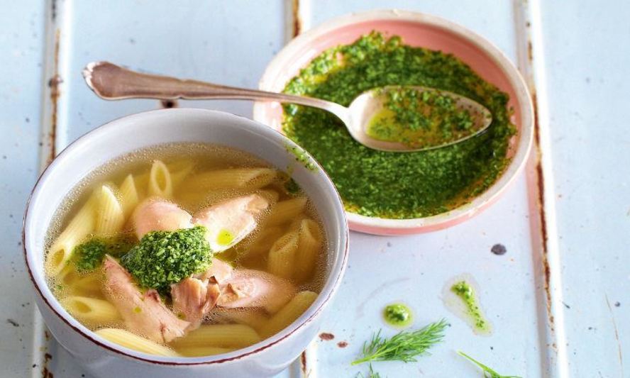 Рецепт куриной лапши в новом стиле с песто из укропа