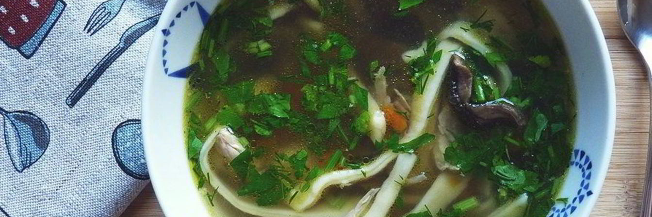 Лапша куриная с грибами и тимьяном