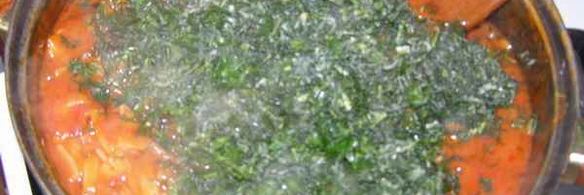 лапша в мясном соусе