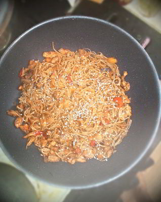 Лапша якисоба с говядиной