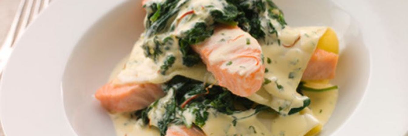 Лазанья с лососем и шпинатом