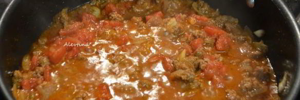 итальянская паста с мясным соусом