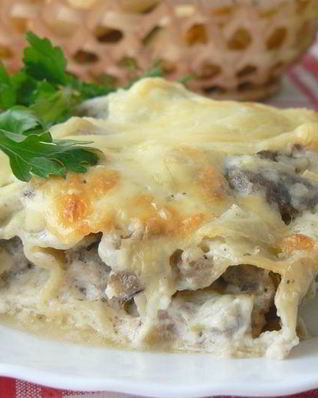 Каннелони с фаршем и грибами