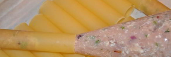 каннелони с острым томатным соусом