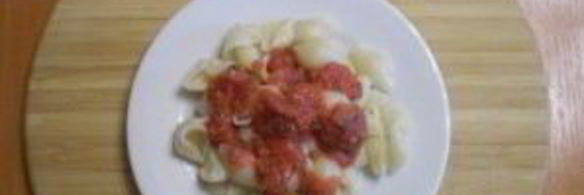 макароны под соусом