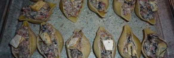 паста конкильони с грибной начинкой