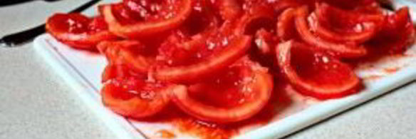 паста с беконом и томатным соусом