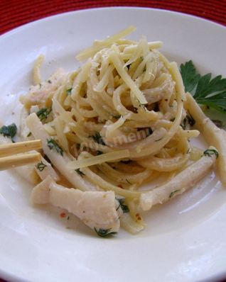 Паста с кальмарами в сливочном соусе