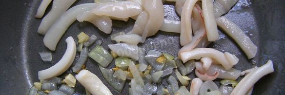 паста с кальмарами в сливочном соусе