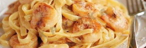 паста с креветками фетучини в сливочном соусе