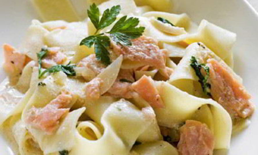 Рецепт пасты с лососем в сливочном соусе