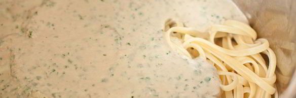 паста с соусом из тунца и петрушки