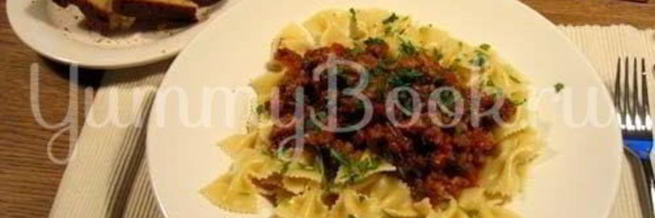 Паста с томатным соусом