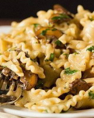 Сливочно-грибная паста с луком-шалот