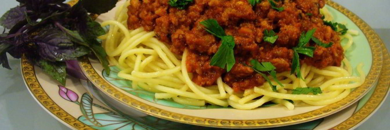 Спагетти болоньезе