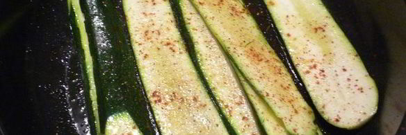 спагетти с цукини и миндально-чесночным соусом