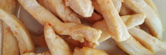 зеленая паста с кабачками и грудкой