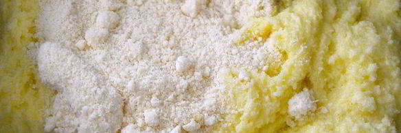 манные ньокки по-римски, запеченные под соусом бешамель