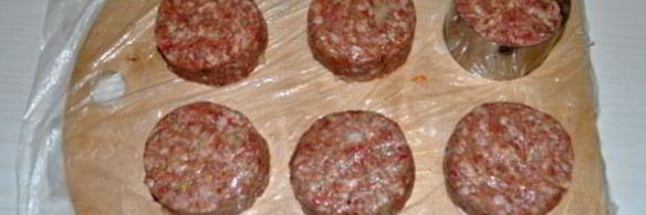 бифштекс с яйцом по-гамбургски