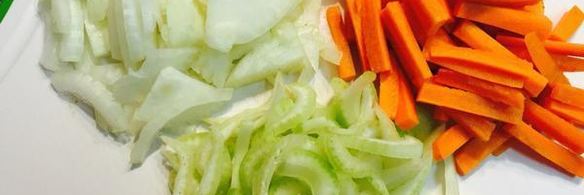 говядина, тушеная с овощами