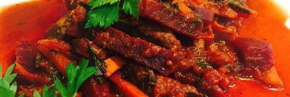 говядина, тушеная с овощами