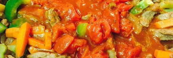 говядина, тушеная с овощами