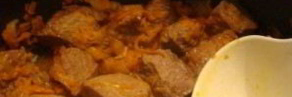 говядина, тушенная с кефиром