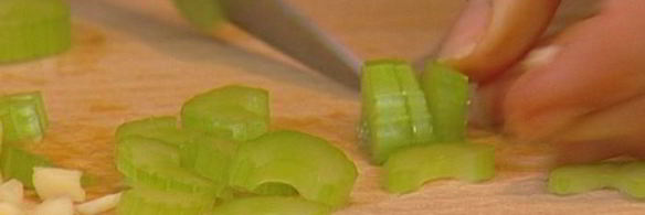 кролик с розмарином в белом вине