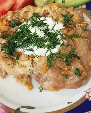 Кролик в сметанном соусе