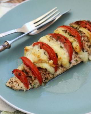 Куриная грудка с помидорами